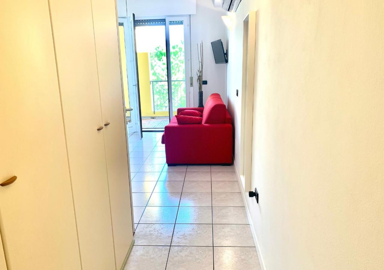 Gardalakeapartment A Сирмионе Экстерьер фото
